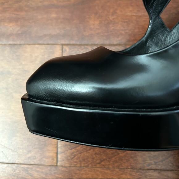 Jeffrey Campbell Corgi Platform Mary Janes,
Wednesday Addams Black Leather Size5 - Picture 10 of 15
